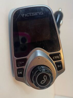 Silver Car Bluetooth FM Transmitter with Hands-Free Calling